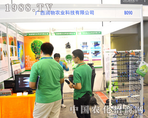 �V�������r(n��ng)�I(y��)��2015�Ϸ��r(n��ng)�Y���ϱ��F(xi��n)ͻ��