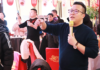 �𱬾W(w��ng)ȫ�w�T���R��һ�ù���ʢ����