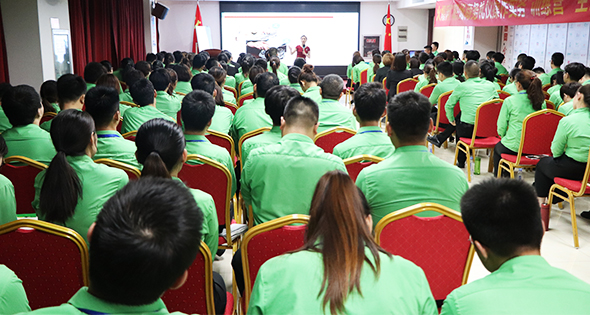 �����������ԶY�������𱬼��ˌW(xu��)�Yæ��